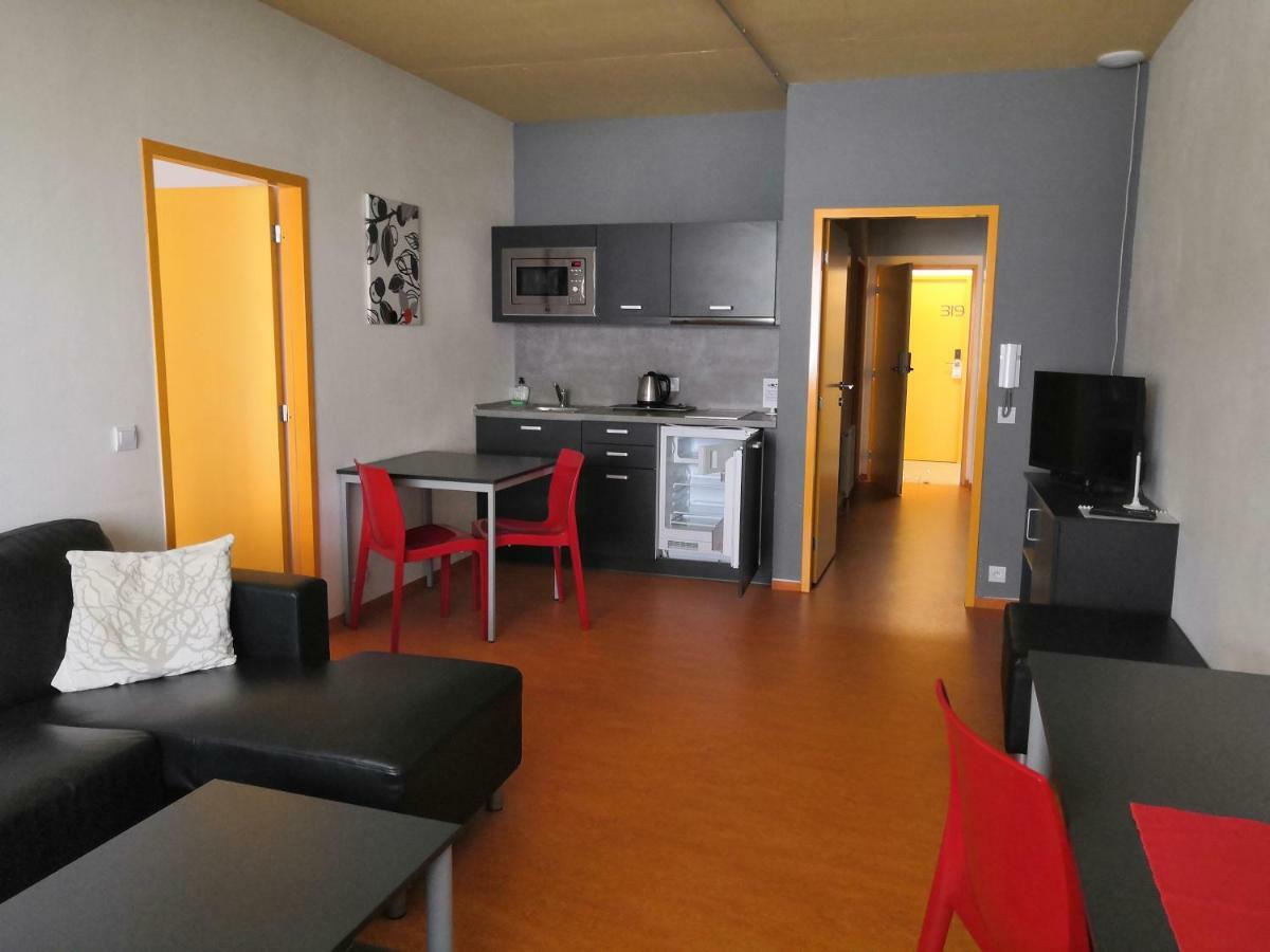 Campea Aparthotel Брно Экстерьер фото